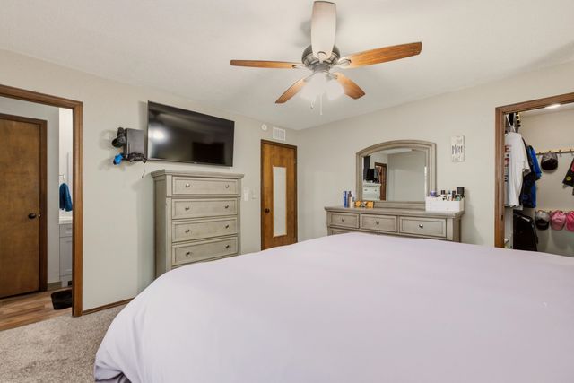 905 N Main St, Garden Plain, KS 67050