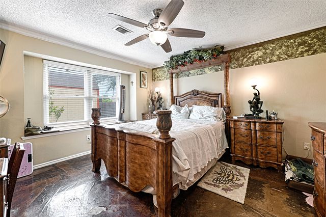 7814 Clairmont Avenue, Rowlett, TX 75089