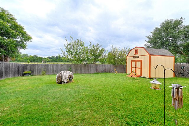 7814 Clairmont Avenue, Rowlett, TX 75089