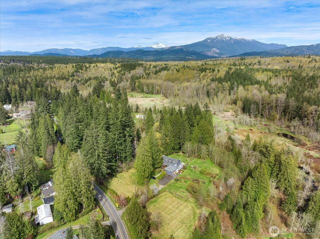 121 N Carpenter Road, Snohomish, WA 98290