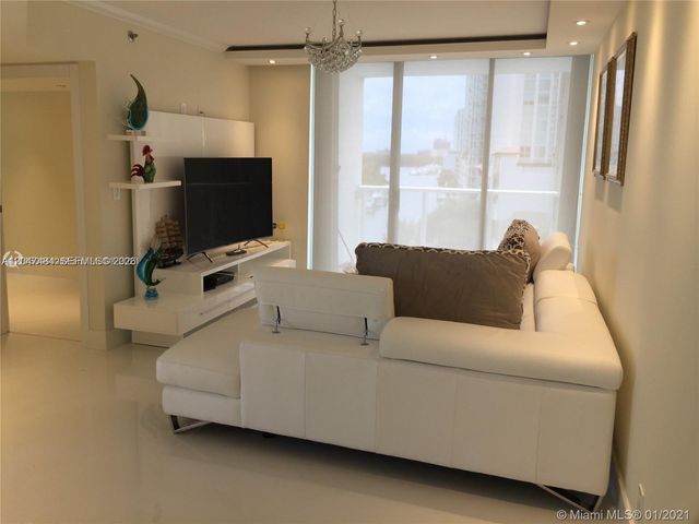 16485 Collins Avenue 538, Sunny Isles Beach, FL 33160