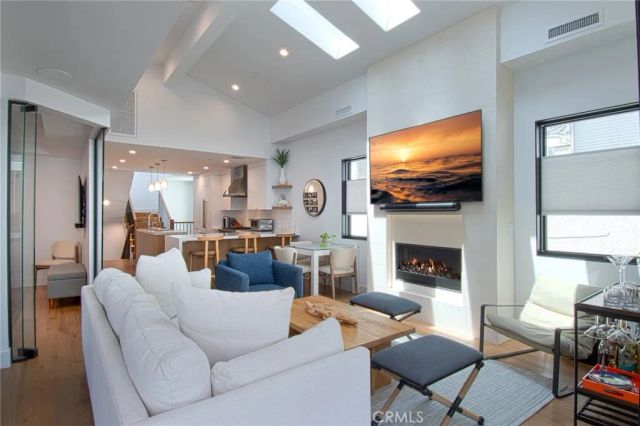 502 Begonia, Corona Del Mar, CA 92625