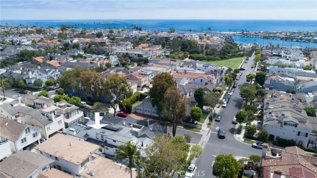 502 Begonia, Corona Del Mar, CA 92625
