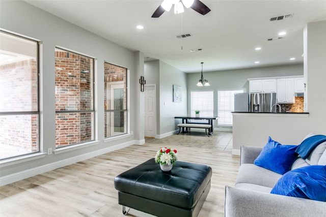 412 Red Castle Drive, Lewisville, TX 75056