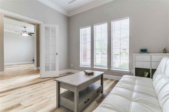 412 Red Castle Drive, Lewisville, TX 75056