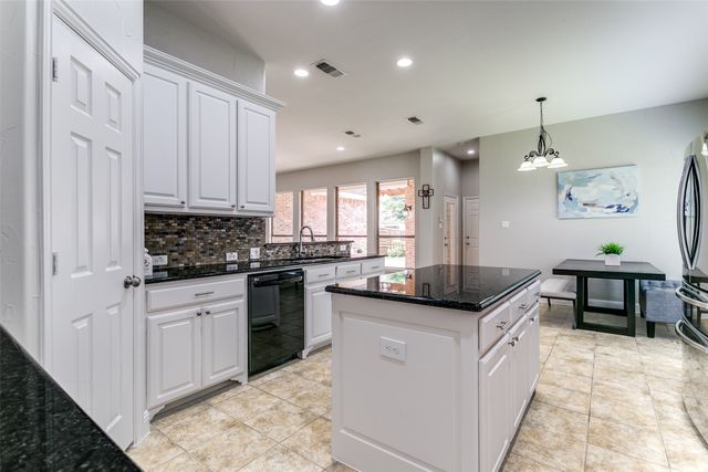 412 Red Castle Drive, Lewisville, TX 75056