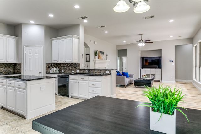 412 Red Castle Drive, Lewisville, TX 75056