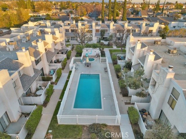 21901 Dupont Street 12, Chatsworth (los Angeles), CA 91311