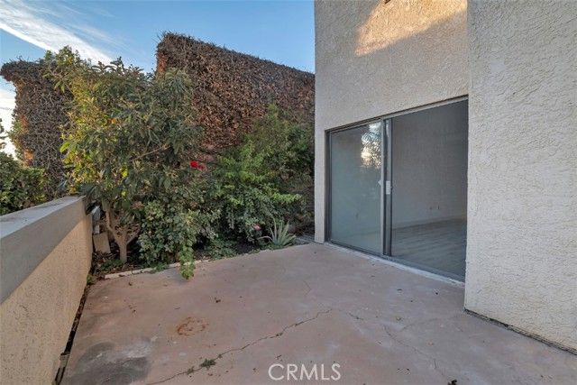 21901 Dupont Street 12, Chatsworth (los Angeles), CA 91311