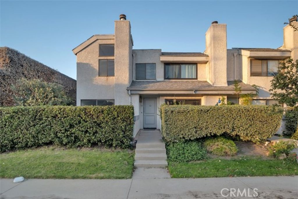 21901 Dupont Street 12, Chatsworth (los Angeles), CA 91311