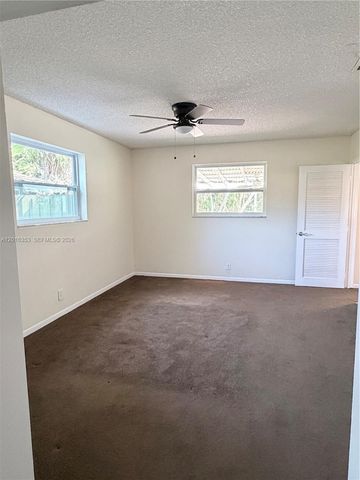4420 NW 16th St, Lauderhill, FL 33313