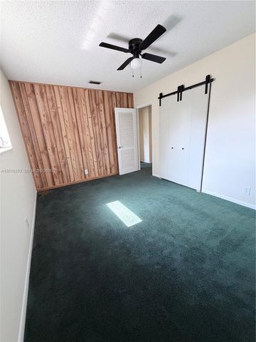 4420 NW 16th St, Lauderhill, FL 33313