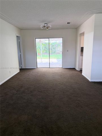 4420 NW 16th St, Lauderhill, FL 33313