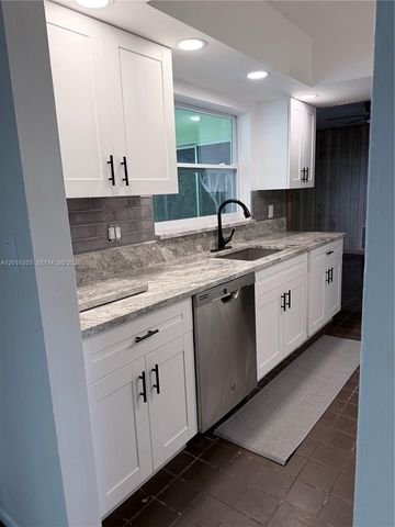 4420 NW 16th St, Lauderhill, FL 33313
