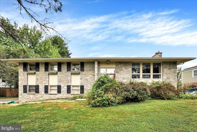 1958 GERALDSON DR, Lancaster, PA 17601