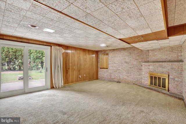 1958 GERALDSON DR, Lancaster, PA 17601