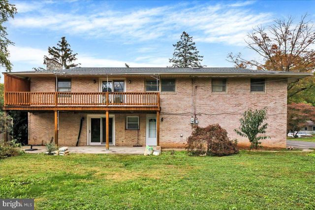 1958 GERALDSON DR, Lancaster, PA 17601