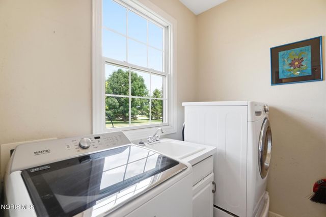 14540 Monarch Court, Perrysburg, OH 43551