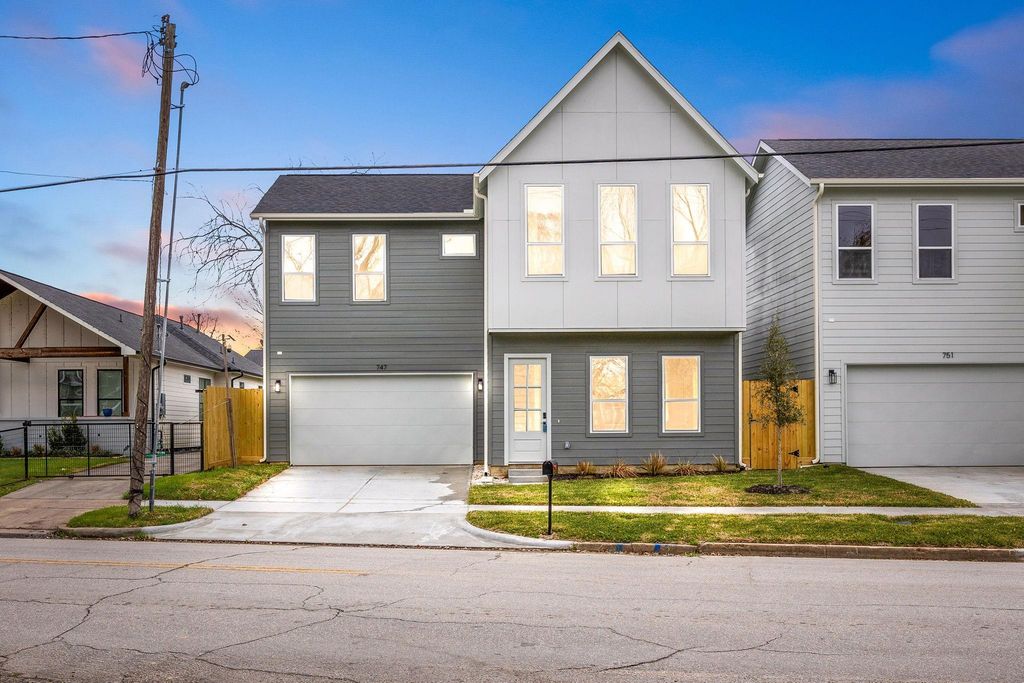 747 Dumble Street, Houston, TX 77023