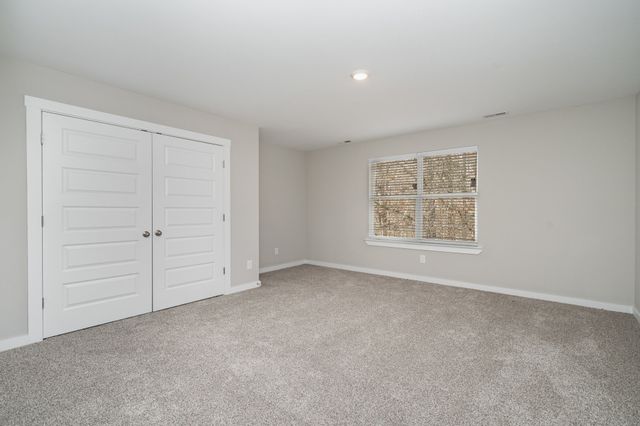 2074 Morgan Ct, Springfield, TN 37172