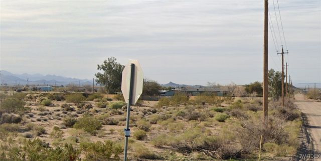 4286 US Highway 68, Golden Valley, AZ 86413