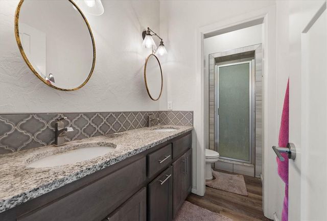 15 Blue Meadow Drive, Elgin, OK 73538