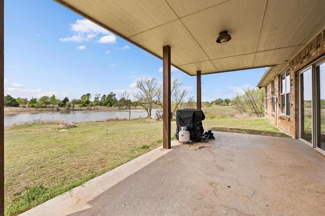 15 Blue Meadow Drive, Elgin, OK 73538