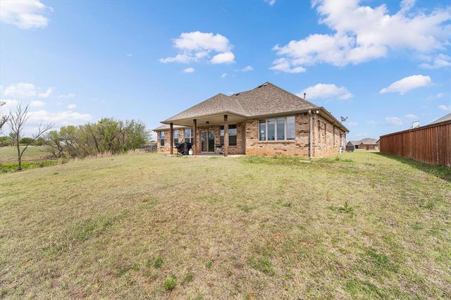 15 Blue Meadow Drive, Elgin, OK 73538