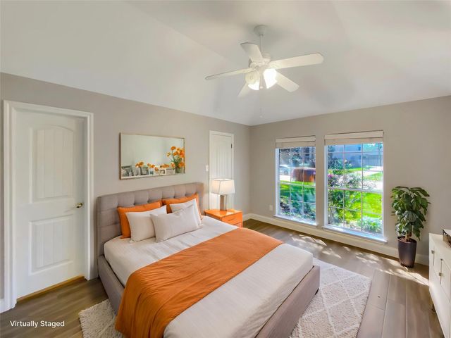 109 Smokey Lake Lane, Dickinson, TX 77539