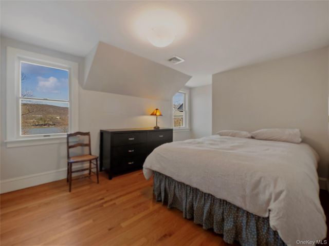 8 Manitou Ridge, Garrison, NY 10524