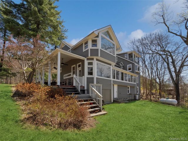 8 Manitou Ridge, Garrison, NY 10524