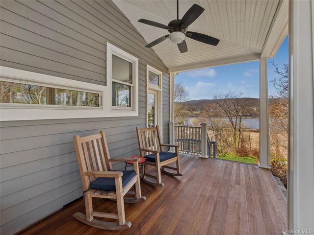 8 Manitou Ridge, Garrison, NY 10524