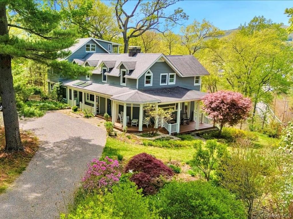 8 Manitou Ridge, Garrison, NY 10524