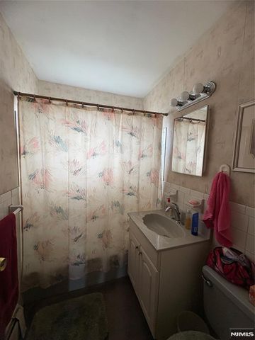 100 Bergen Boulevard 26, Fairview, NJ 07022