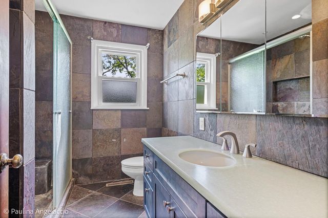 22406 N Bertha Lane, Barrington, IL 60010