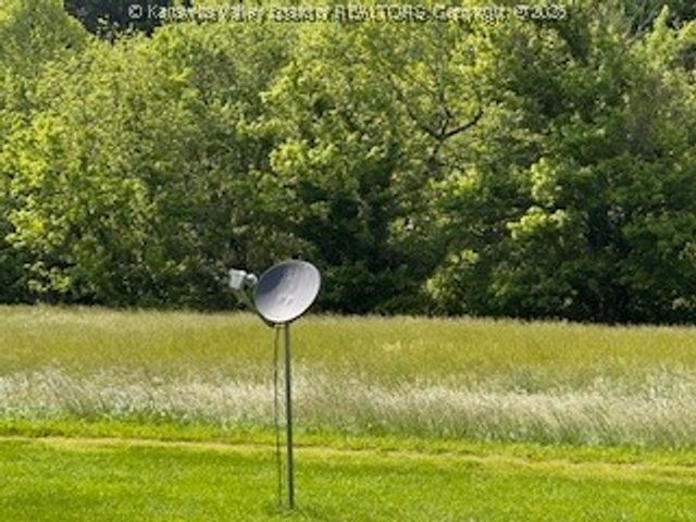 161 Cow Lane, Arnoldsburg, WV 25334