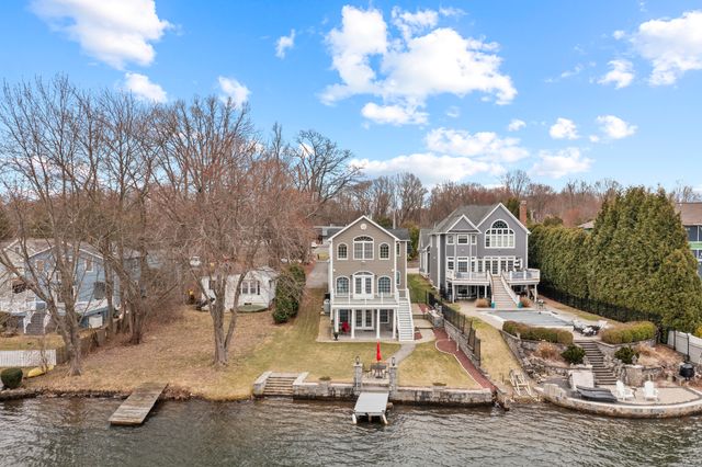 1727 Meriden Road, Wolcott, CT 06716