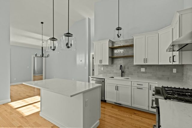 50 Yvonne Lane, Rehoboth, MA 02769