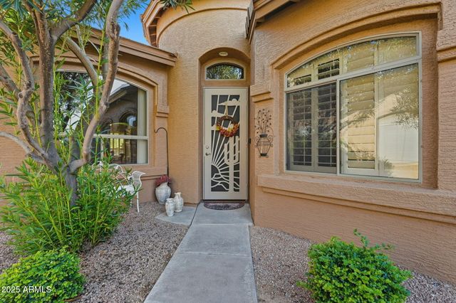 9617 E CHAMPAGNE Drive, Sun Lakes, AZ 85248