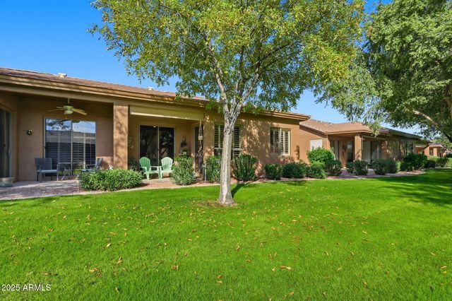 9617 E CHAMPAGNE Drive, Sun Lakes, AZ 85248