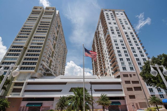 111 Briny Avenue 21-06, Pompano Beach, FL 33062