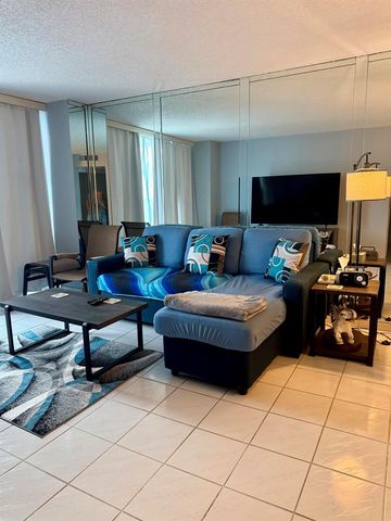 111 Briny Avenue 21-06, Pompano Beach, FL 33062