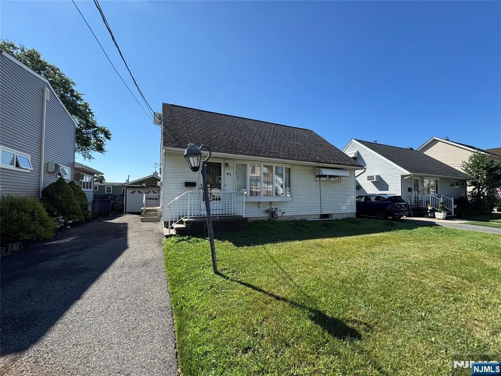 81 Highview Avenue, Totowa, NJ 07512