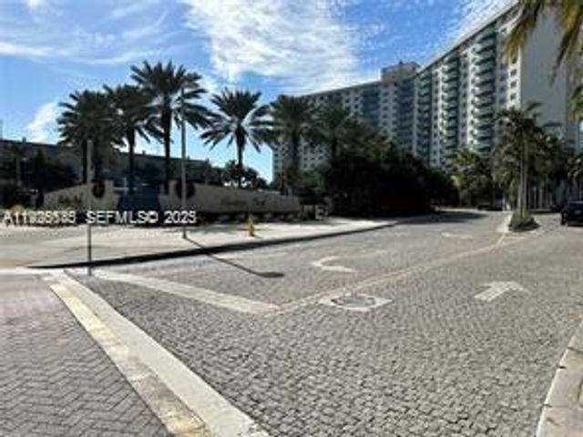 19370 COLLINS AVE CU3, Sunny Isles Beach, FL 33160