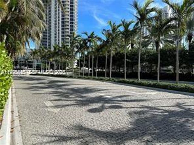 19370 COLLINS AVE CU3, Sunny Isles Beach, FL 33160