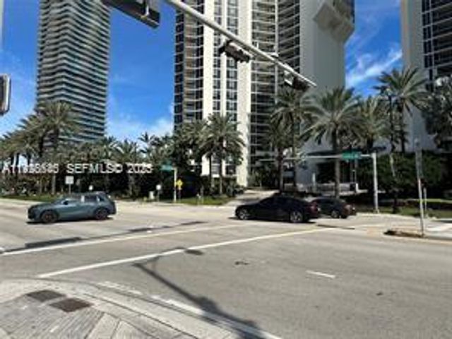 19370 COLLINS AVE CU3, Sunny Isles Beach, FL 33160