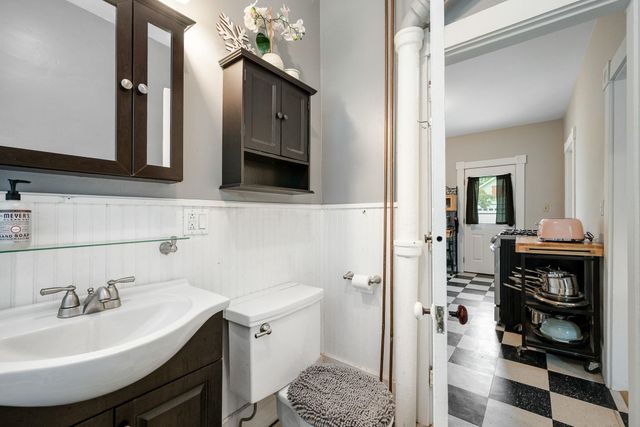 11 Summer Street, Barre Town, VT 05649