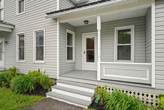 11 Summer Street, Barre Town, VT 05649