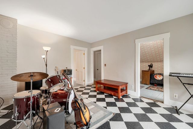 11 Summer Street, Barre Town, VT 05649