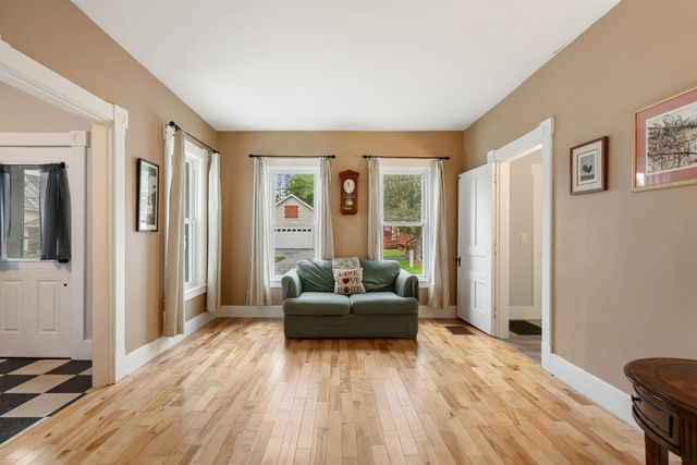 11 Summer Street, Barre Town, VT 05649